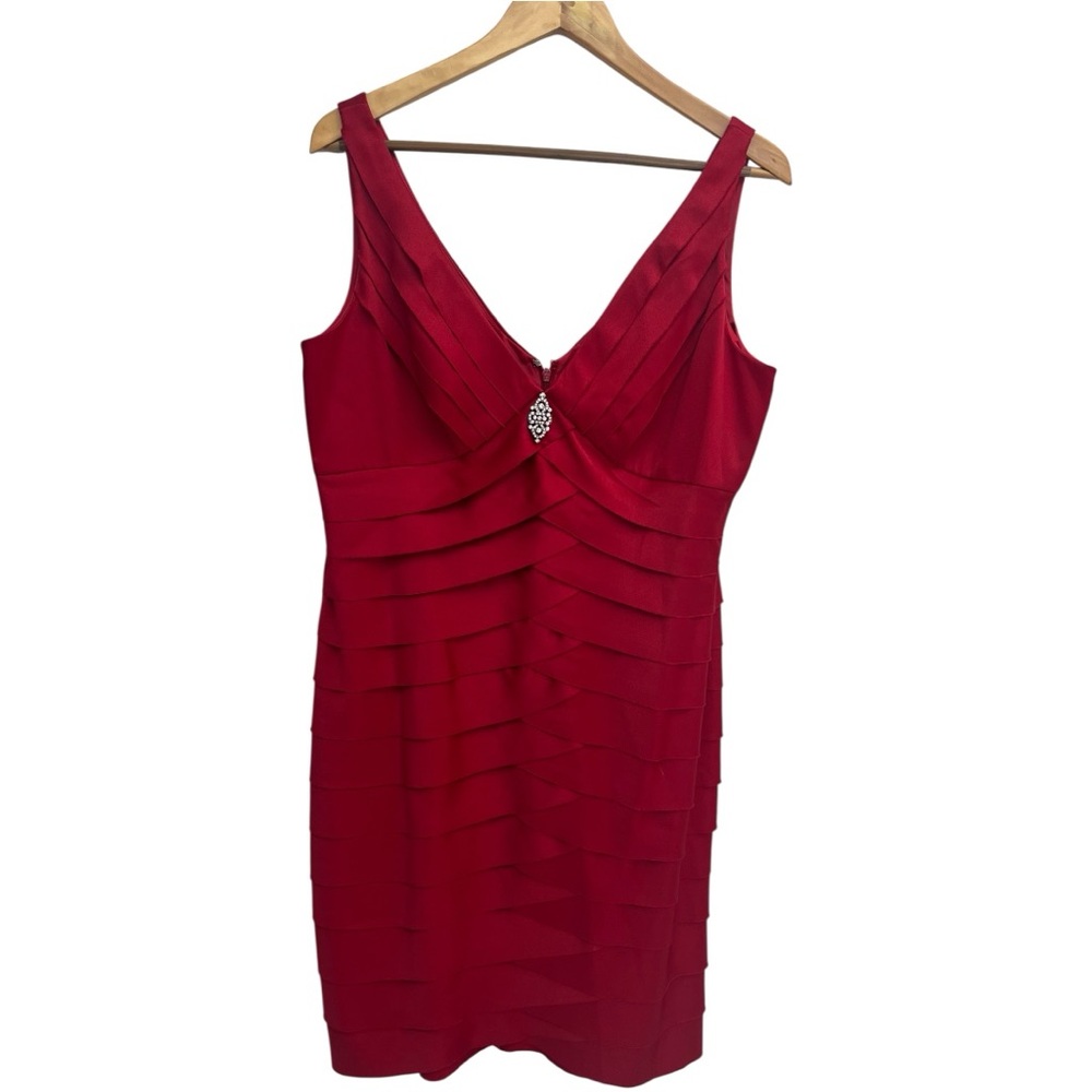 Jones Studio Cocktail Bodycon V-Neck Red Ruffle Dress Rhinestone Accent Size 14